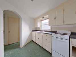 featured image of 1474 1/2 W 6th Ave