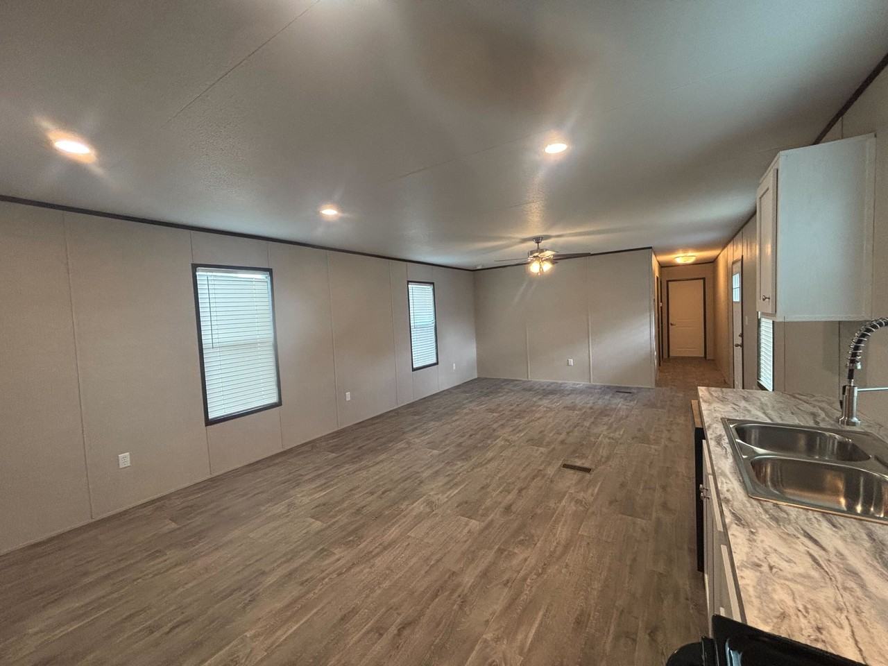 203 Linda - Photo 6 of 24