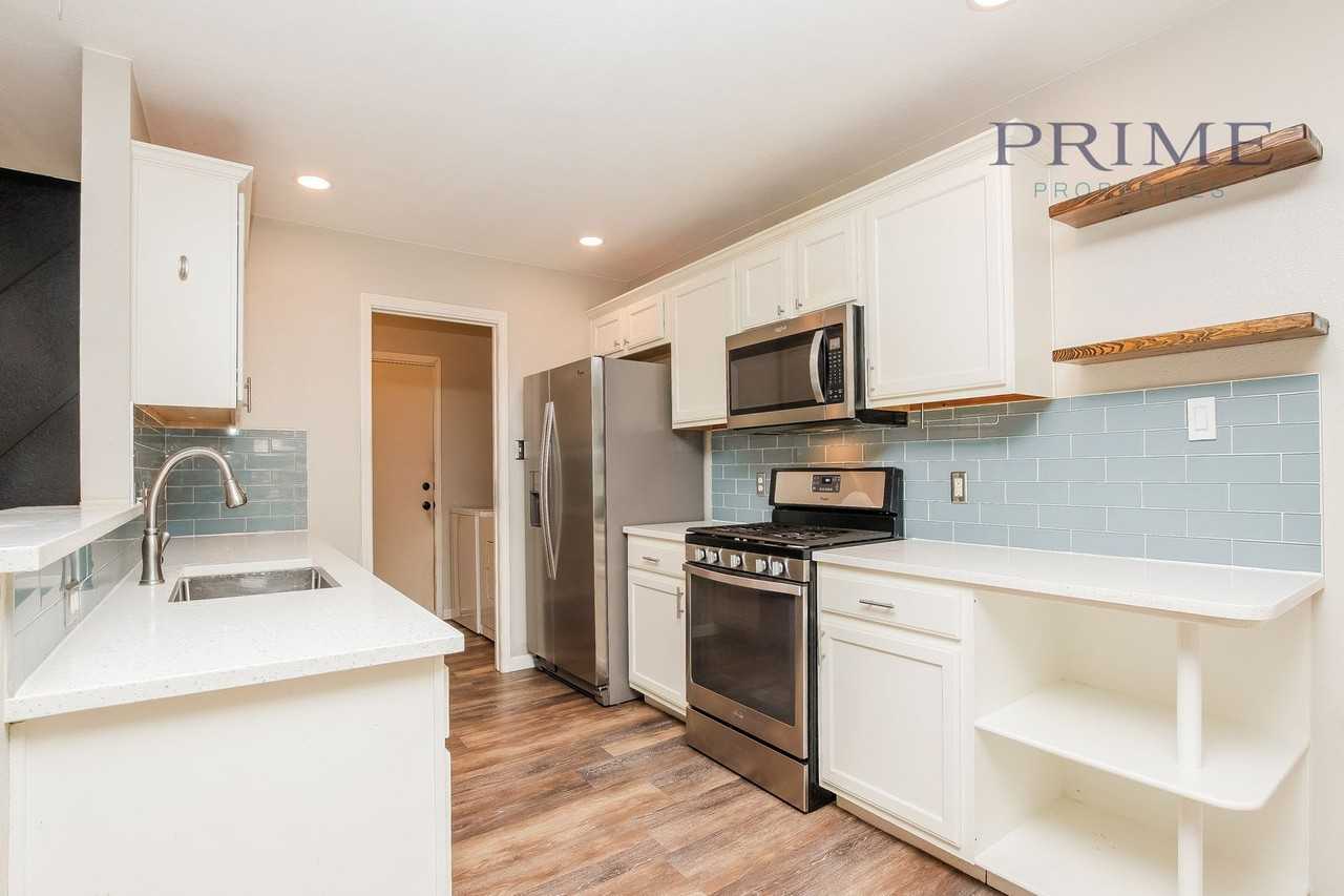 1504 Sleepytime Trail - Photo 6 of 17