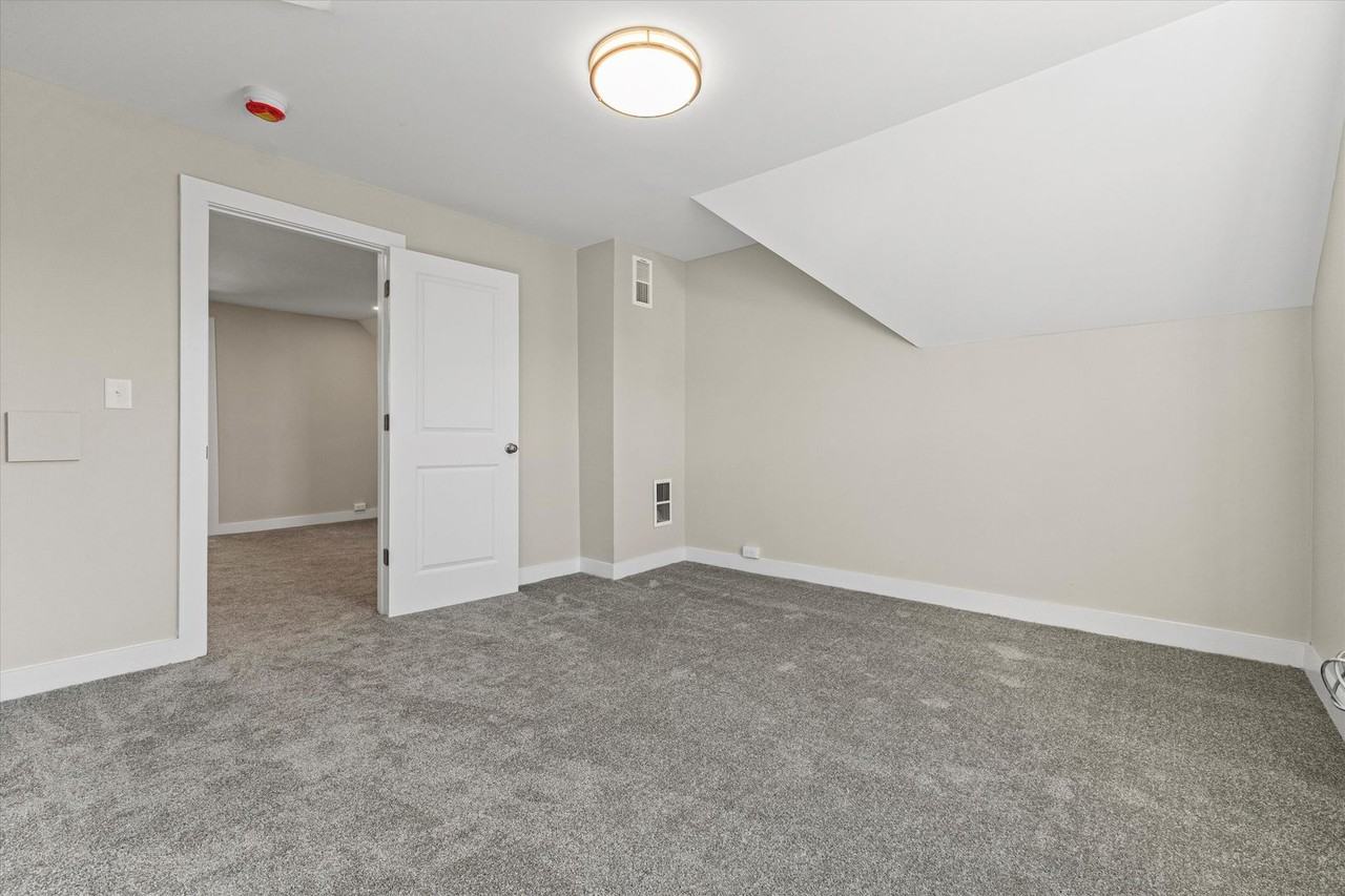 378 South Mammoth Road #2 - Photo 4 of 17