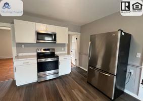 featured image of 715 Riverside Dr