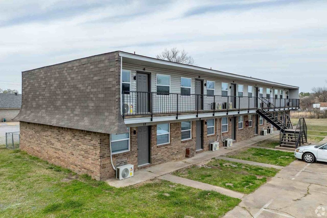 We’re excited to welcome you to The Xavier - Photo 7 of 9