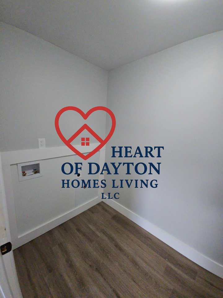 107 Gloria Avenue - Photo 3 of 11