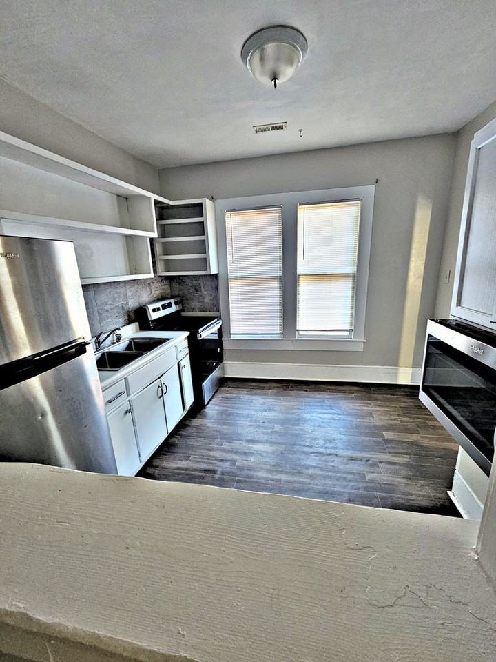 (MAH-5) 613 3rd Ave - Photo 4 of 16