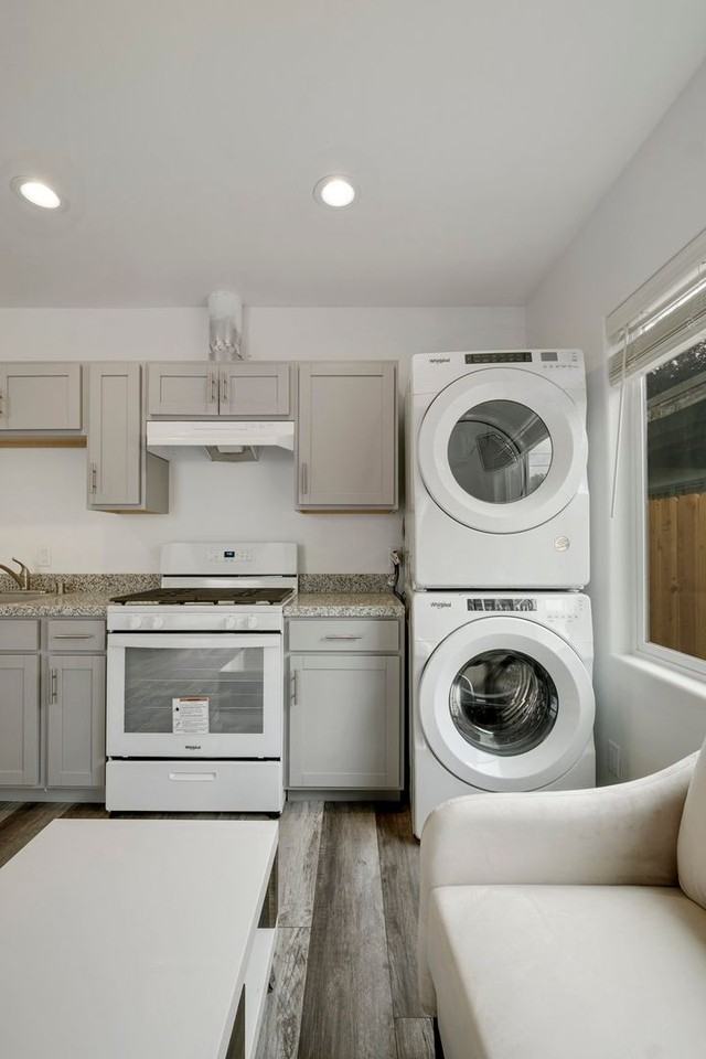 550 Hathway Avenue - Photo 3 of 8