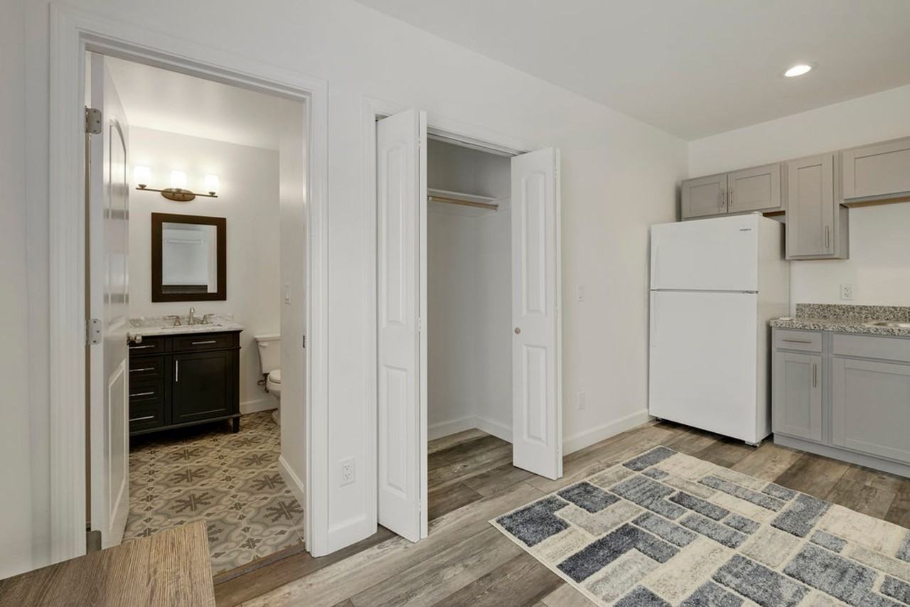 550 Hathway Avenue - Photo 4 of 8