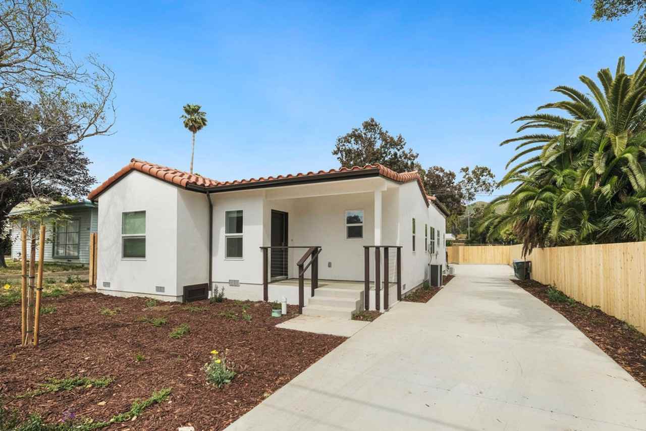 550 Hathway Avenue - Photo 6 of 8