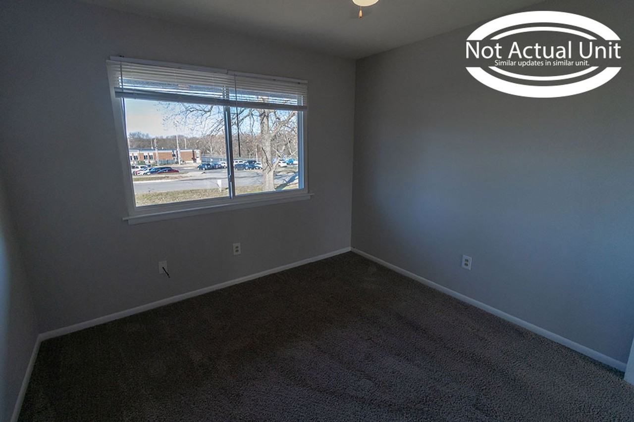 2904 Leeway Dr - Photo 7 of 23