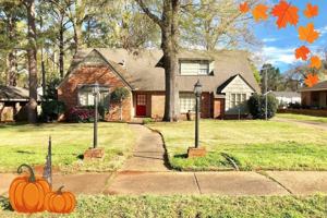 featured image of 2913 Sumter Ave