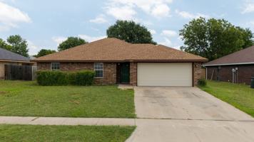 featured image of 3807 Water Oak Drive