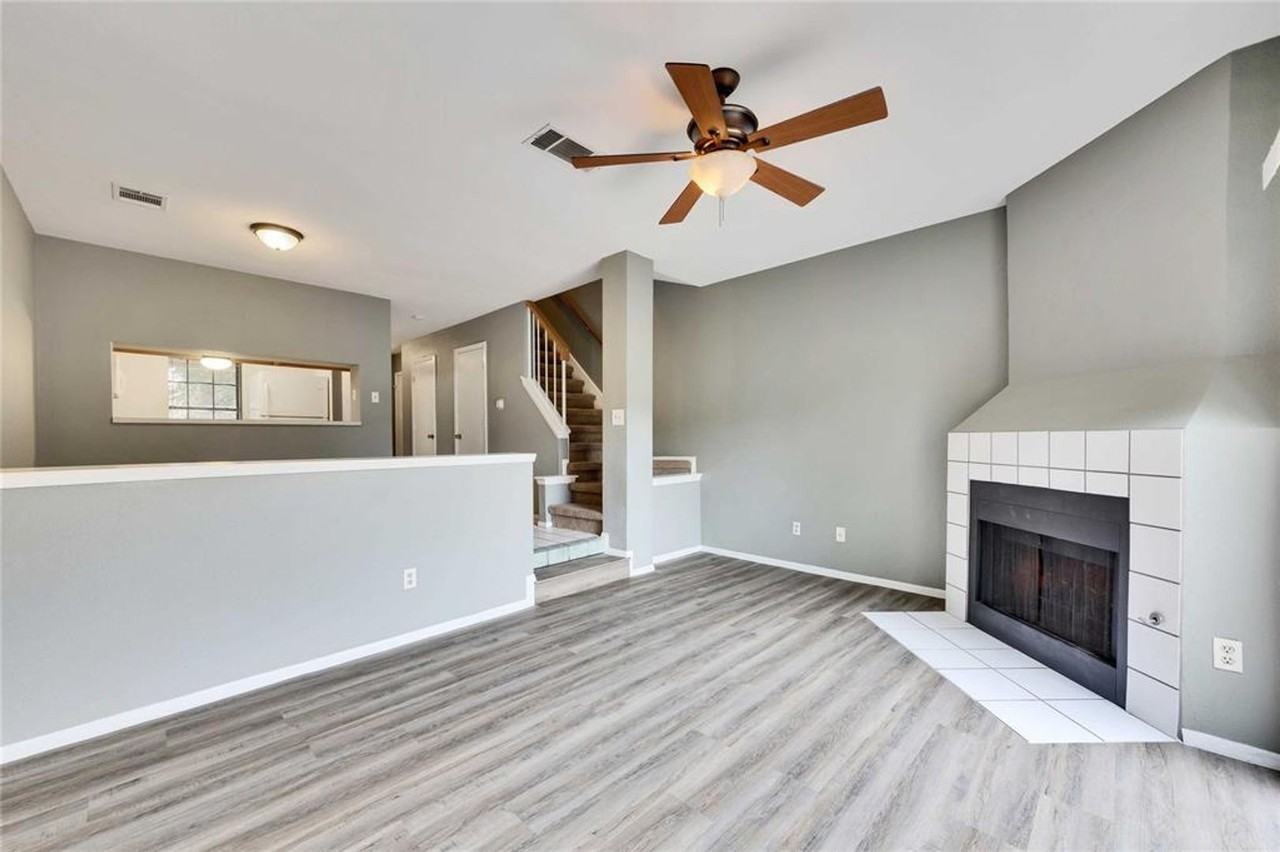 11901 Swearingen Dr - Photo 2 of 7