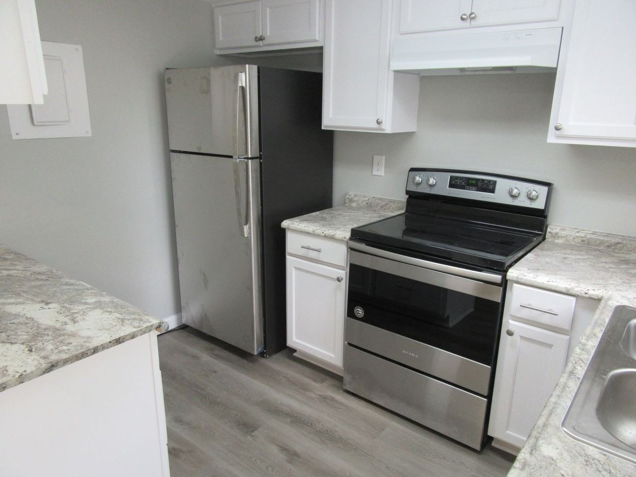 2914 Sequoia Ave - Photo 6 of 14