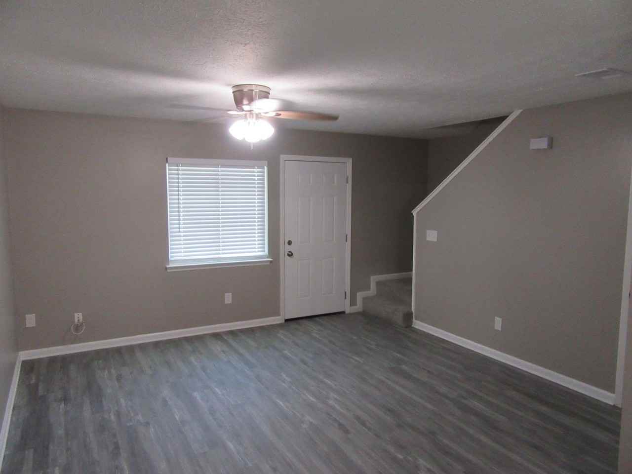 2912 Sequoia Ave - Photo 2 of 21