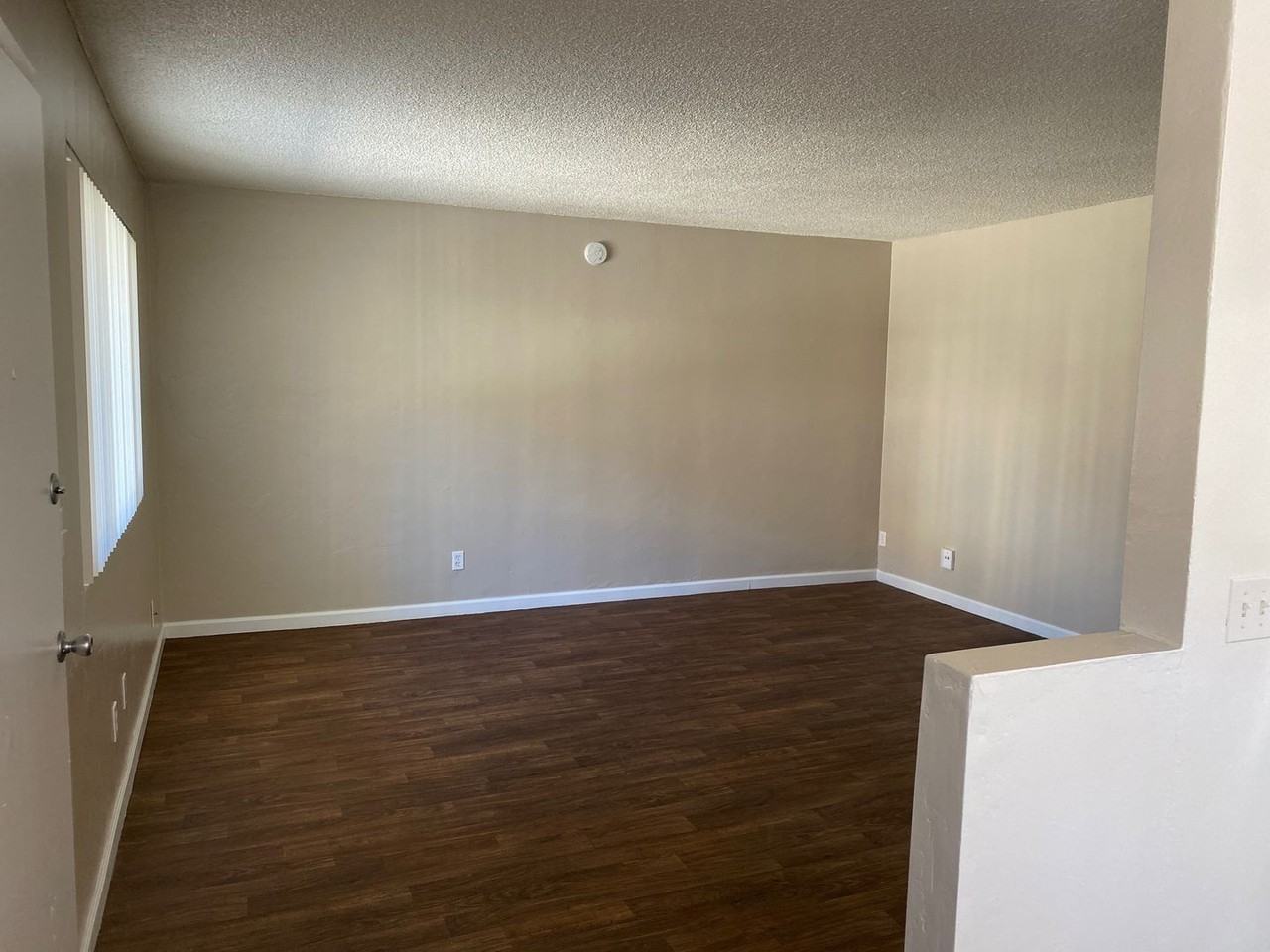 Van Dyke - Photo 2 of 34