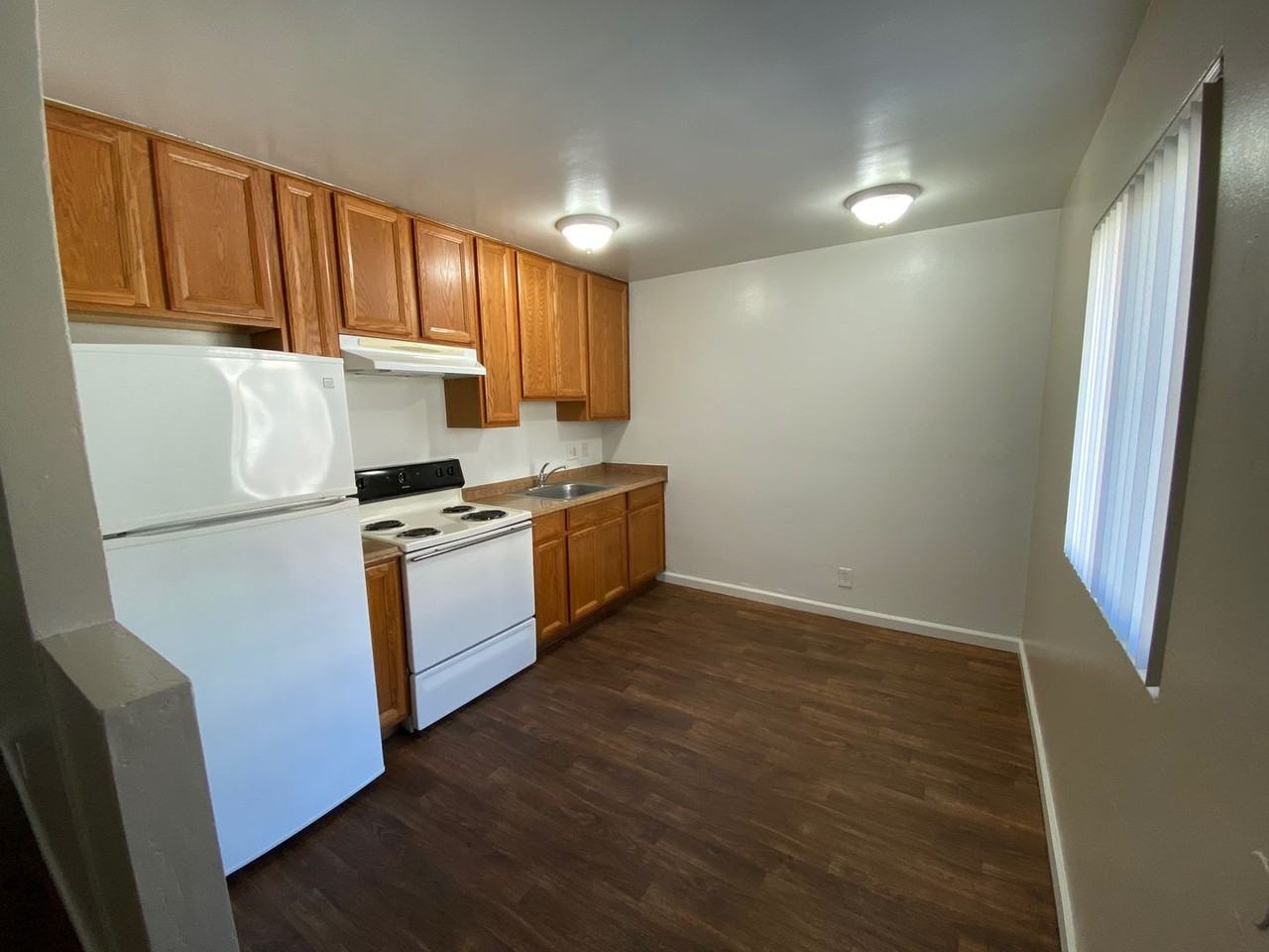 Van Dyke - Photo 5 of 34