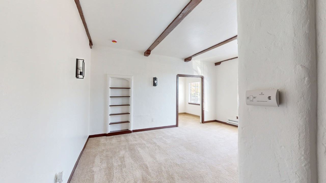 2936 Schyler Street - Photo 4 of 50