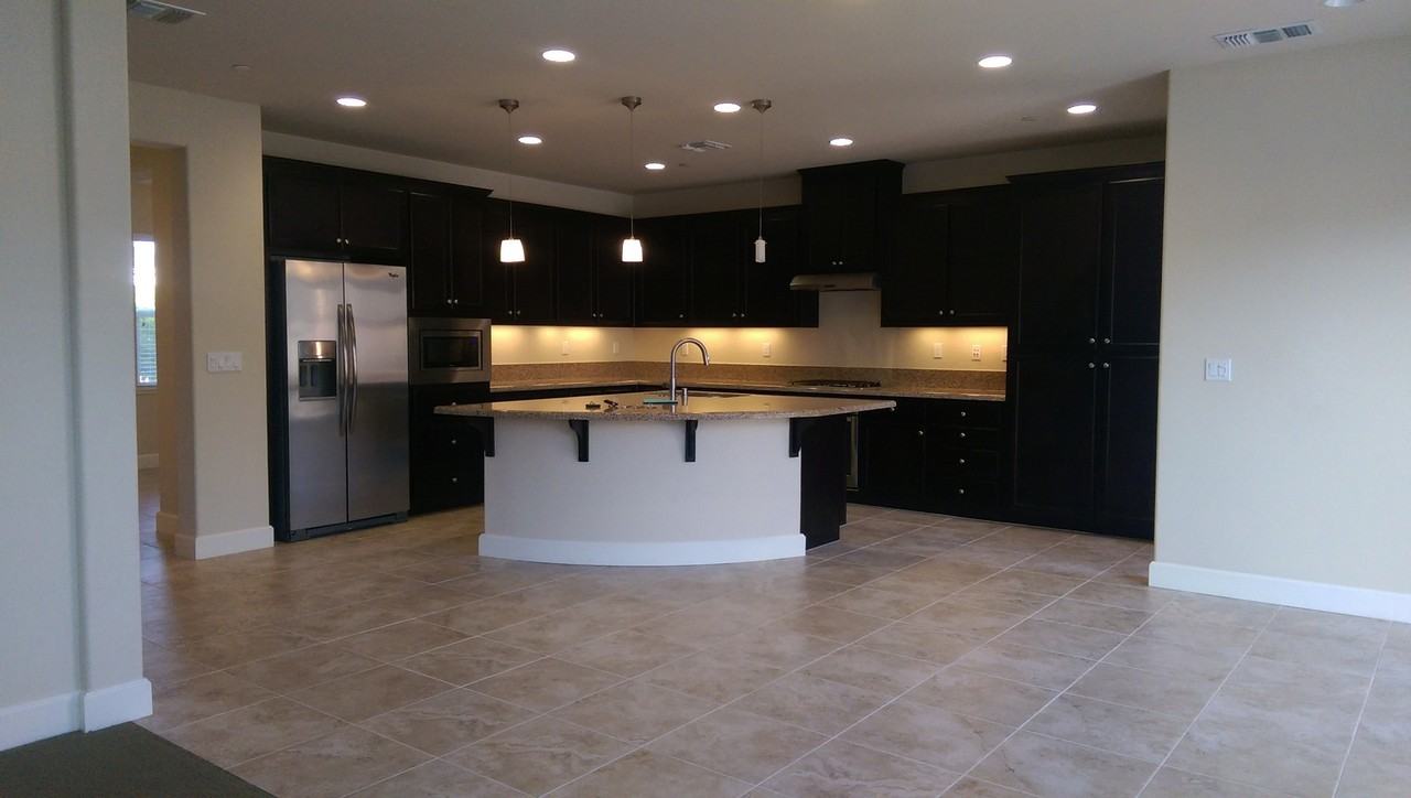 734 N Montebello St - Photo 6 of 10