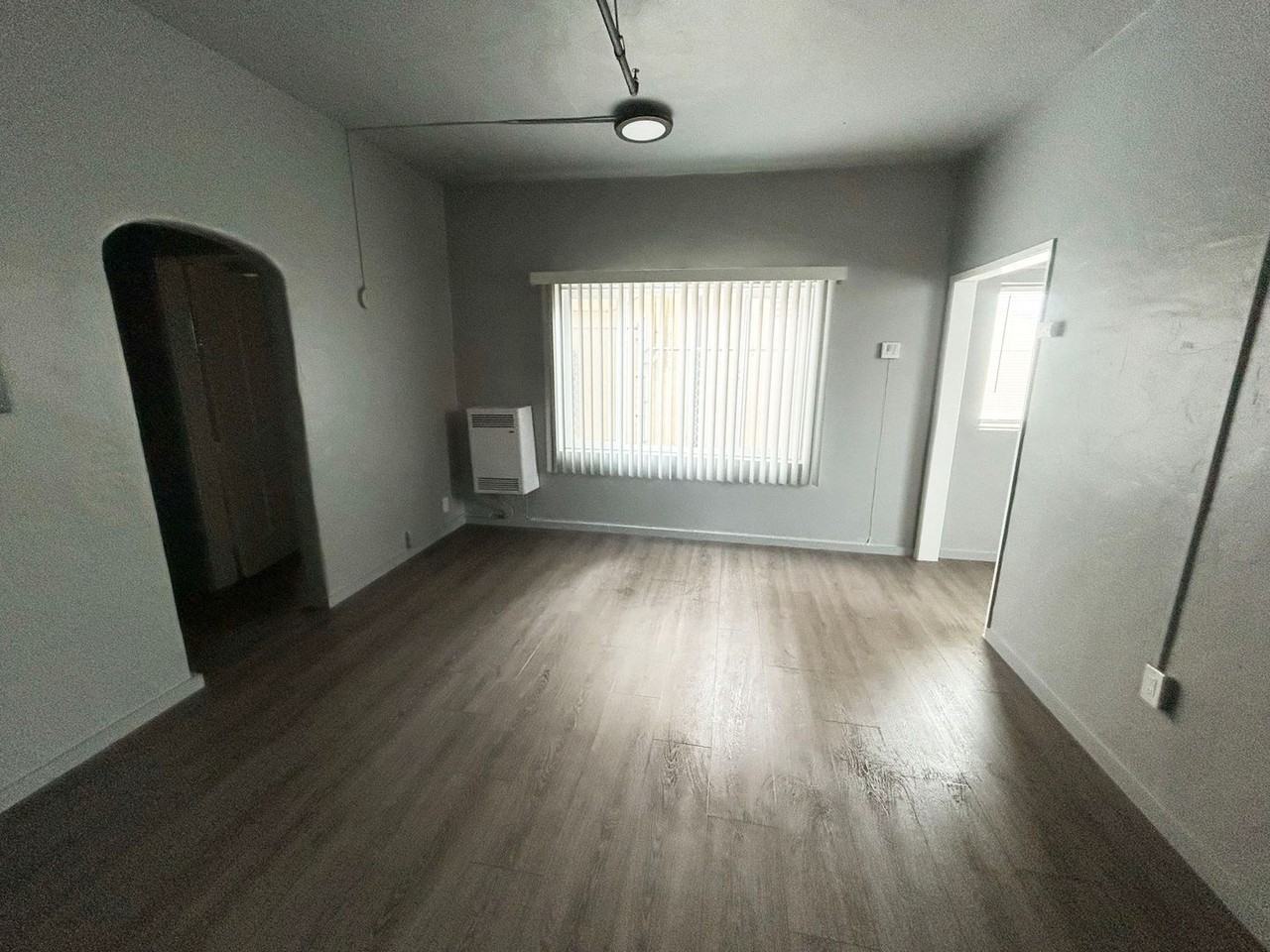 170 S Mountain View Ave. - Photo 6 of 13