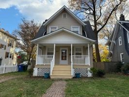 featured image of 607 Saint Dunstans Rd