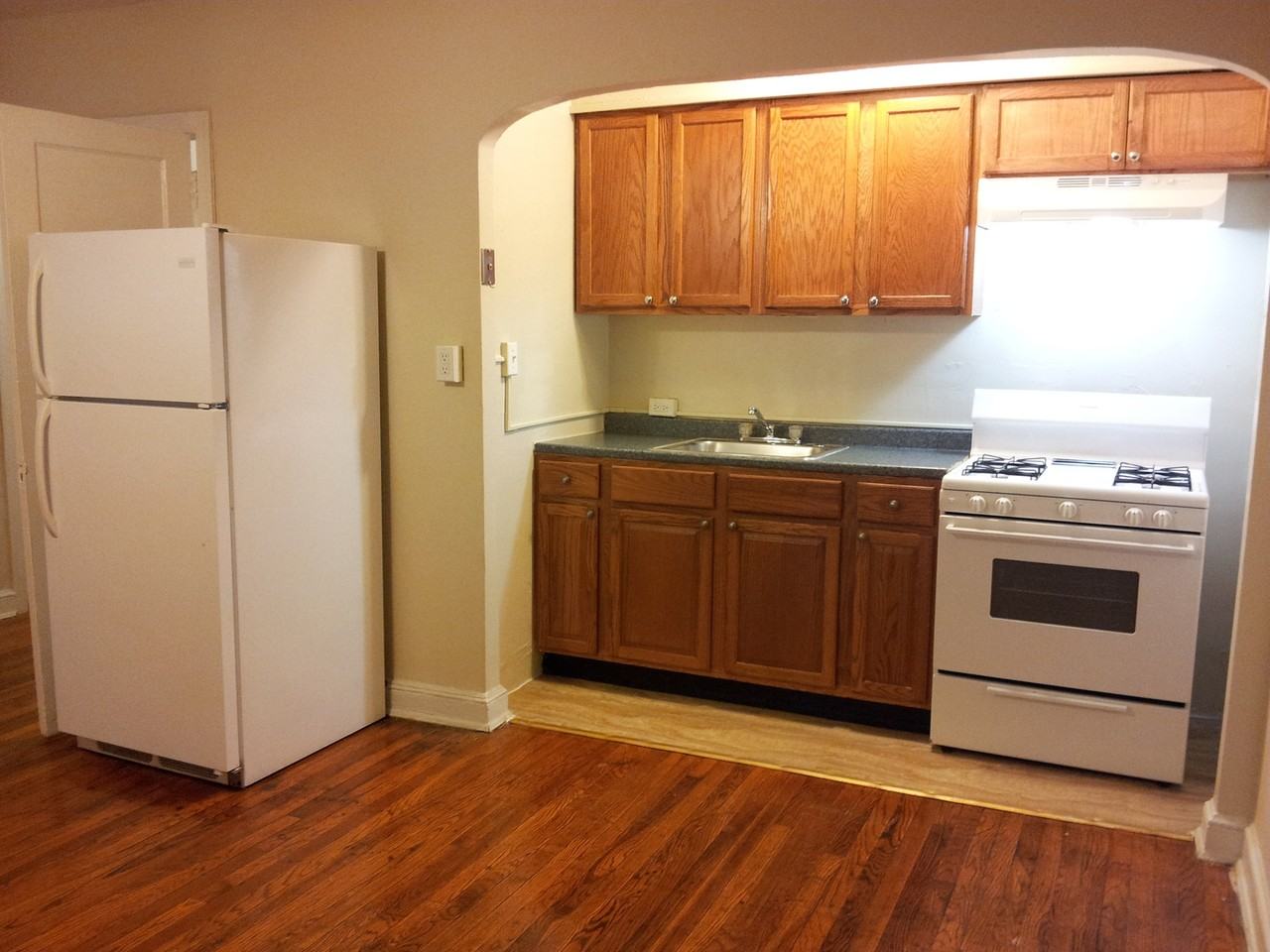 220 Allison St NW - Photo 3 of 35