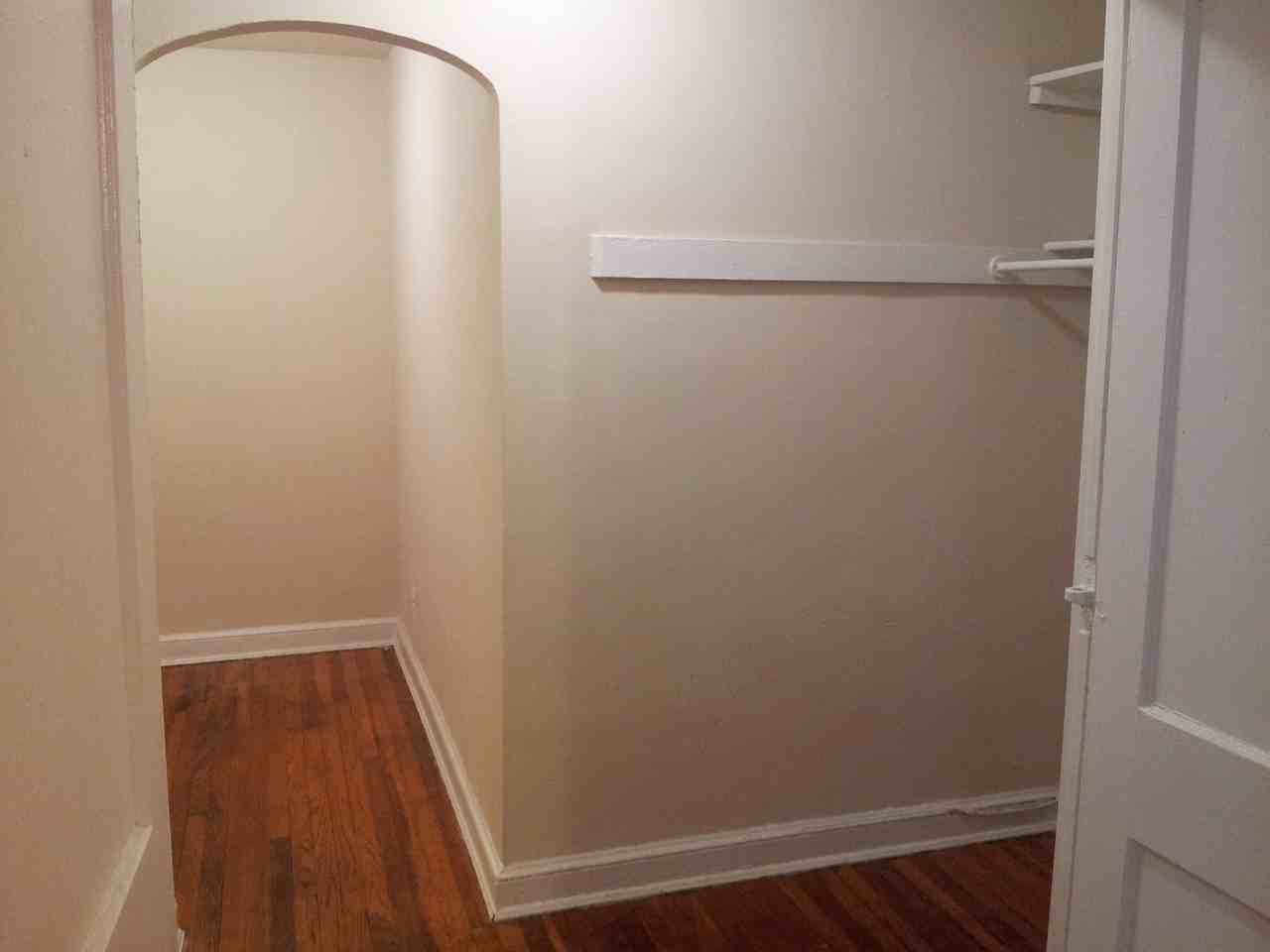 220 Allison St NW - Photo 6 of 35