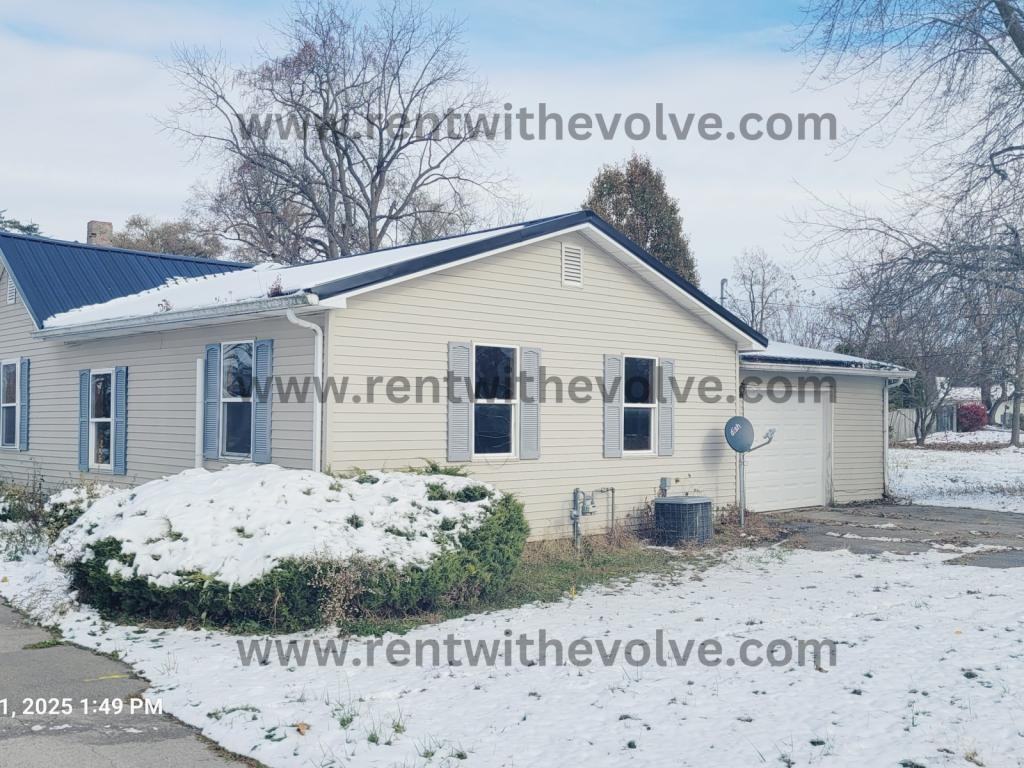 337 S Indiana St - Photo 2 of 15