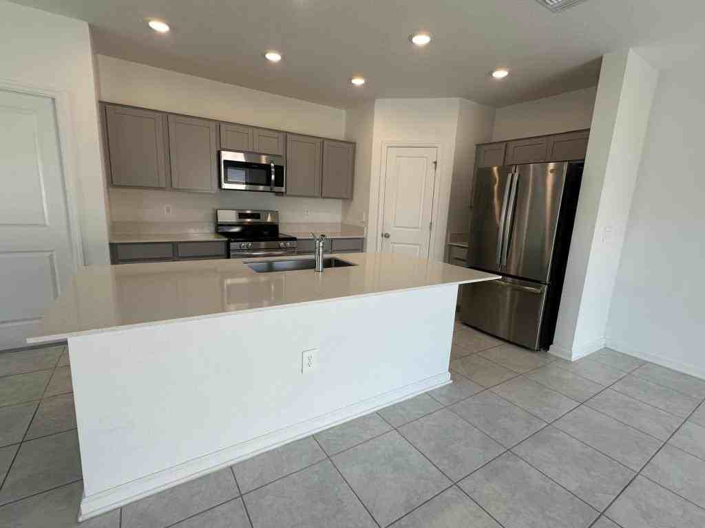 989 989 Harold Pass - Photo 6 of 27