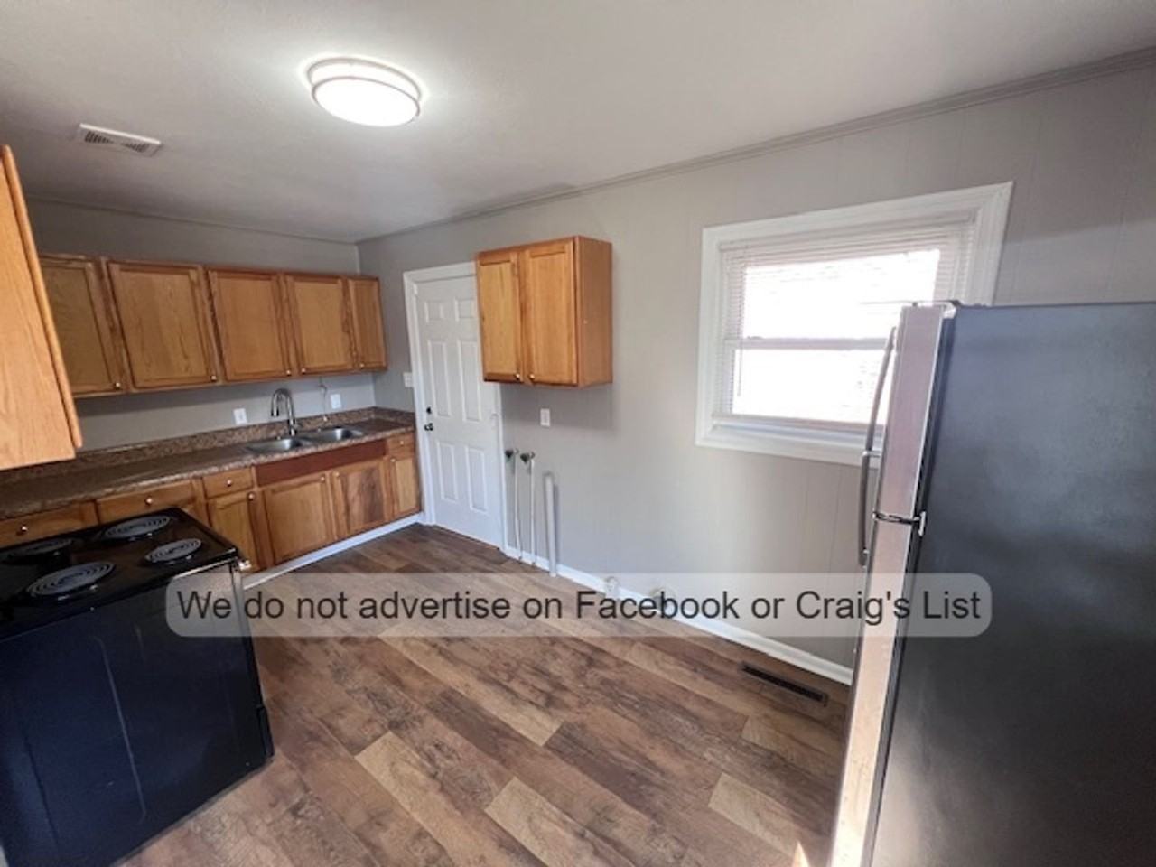 1901 Dancy St - Photo 3 of 10