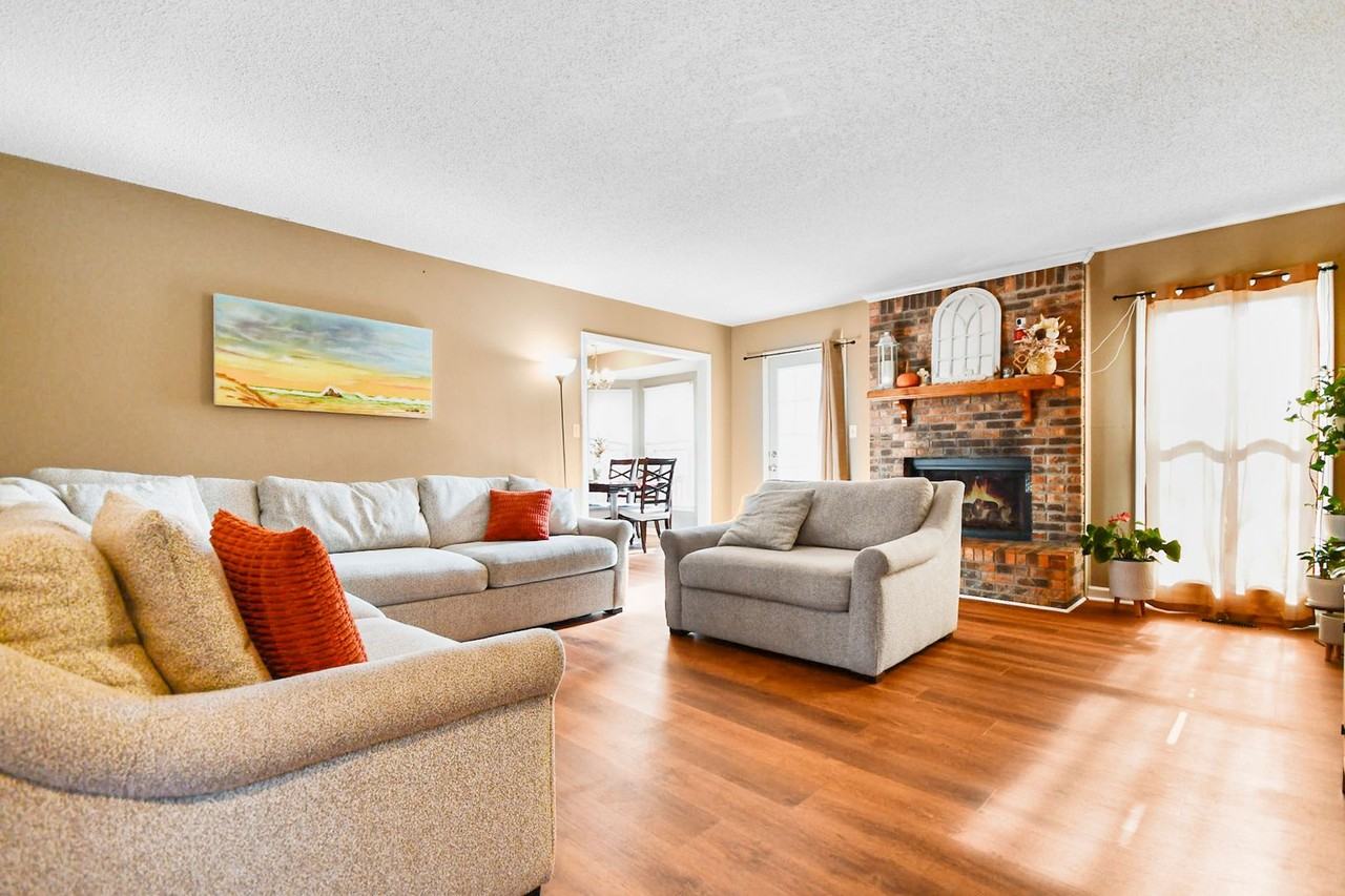 3308 Mallard Dr - Photo 2 of 16