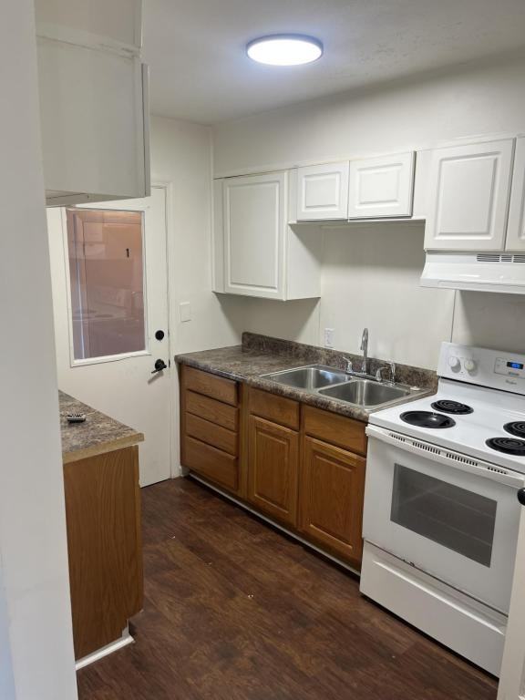 109 N Russell St #4 - Photo 5 of 5