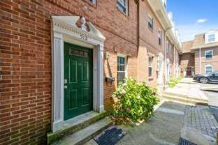 512 S Veitch St - Photo 1 of 1