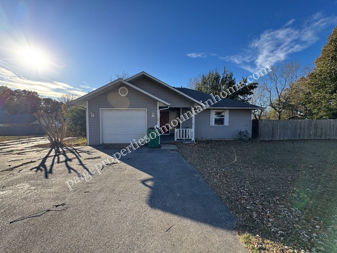 300 S 6th St - Photo 2 of 19