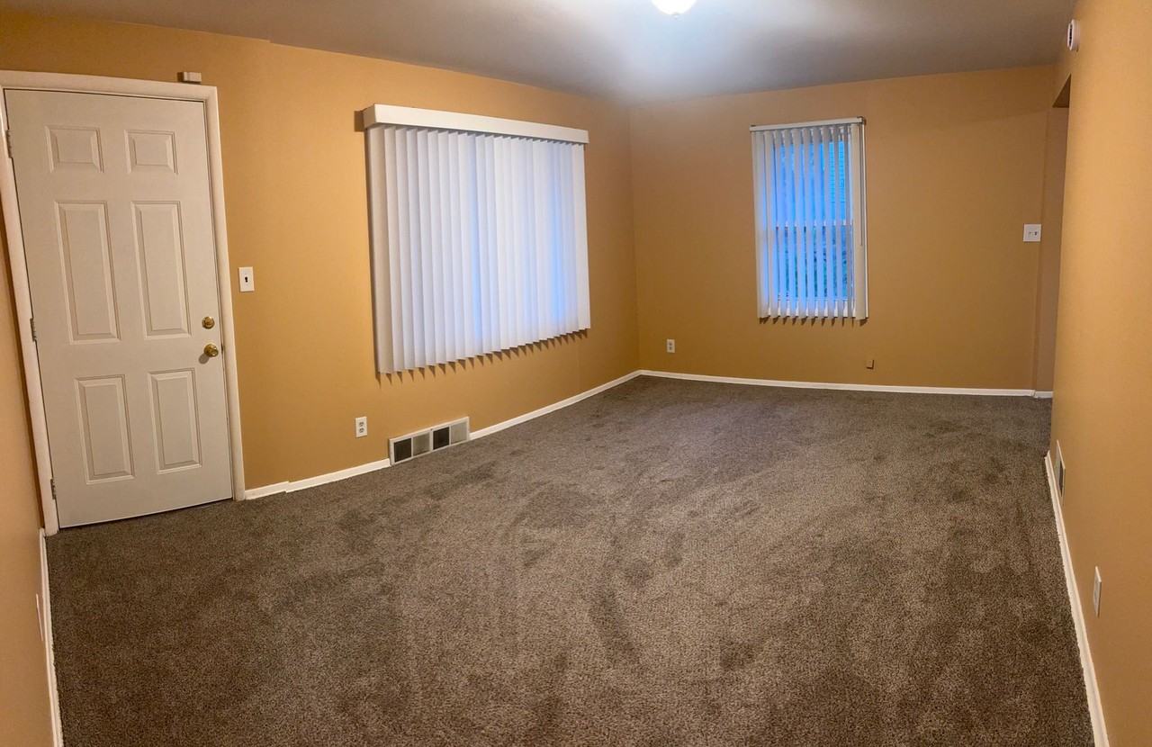 6003 N Belt St - Photo 7 of 11