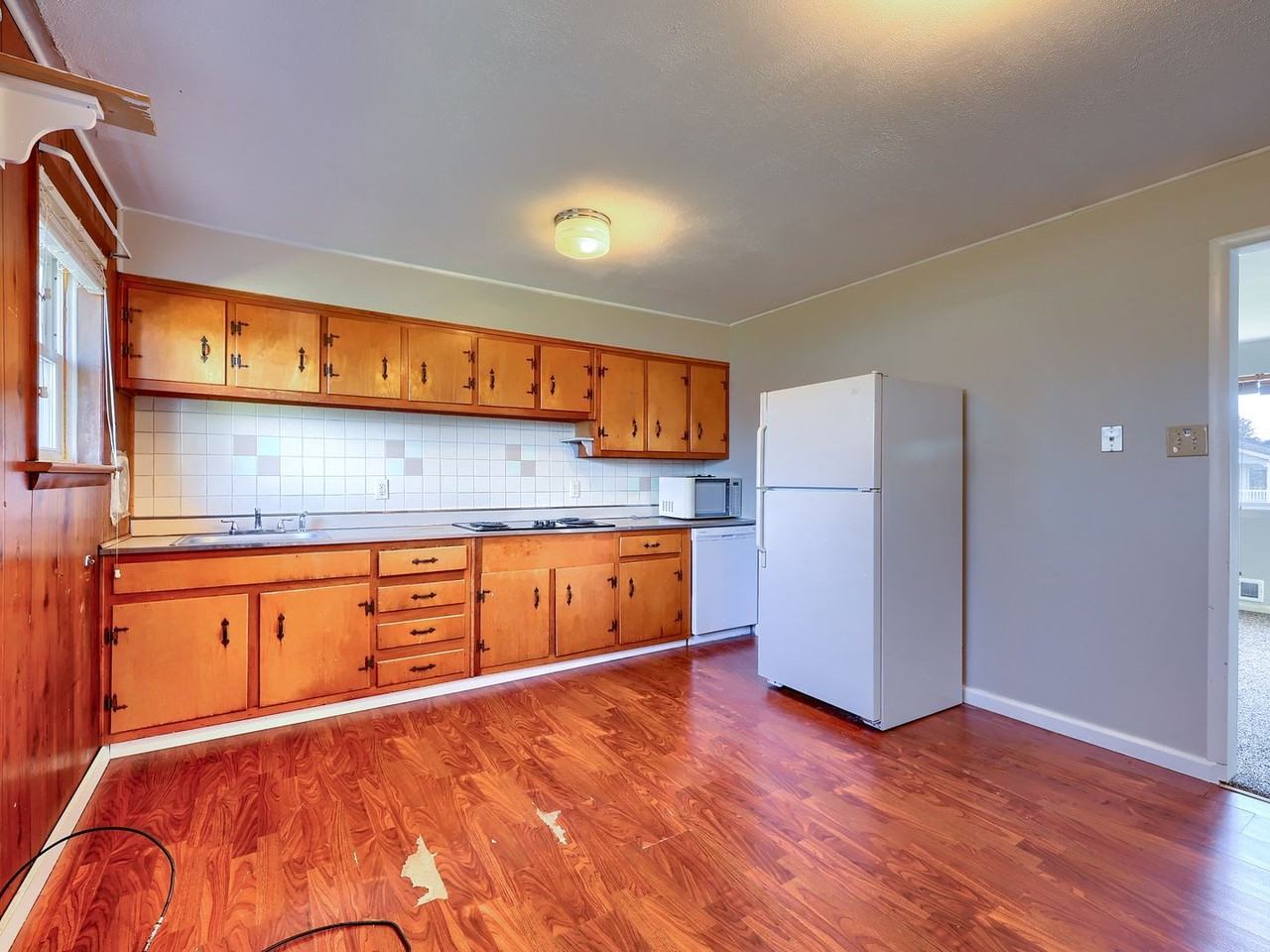 20 Bellmore Rd - Photo 3 of 23