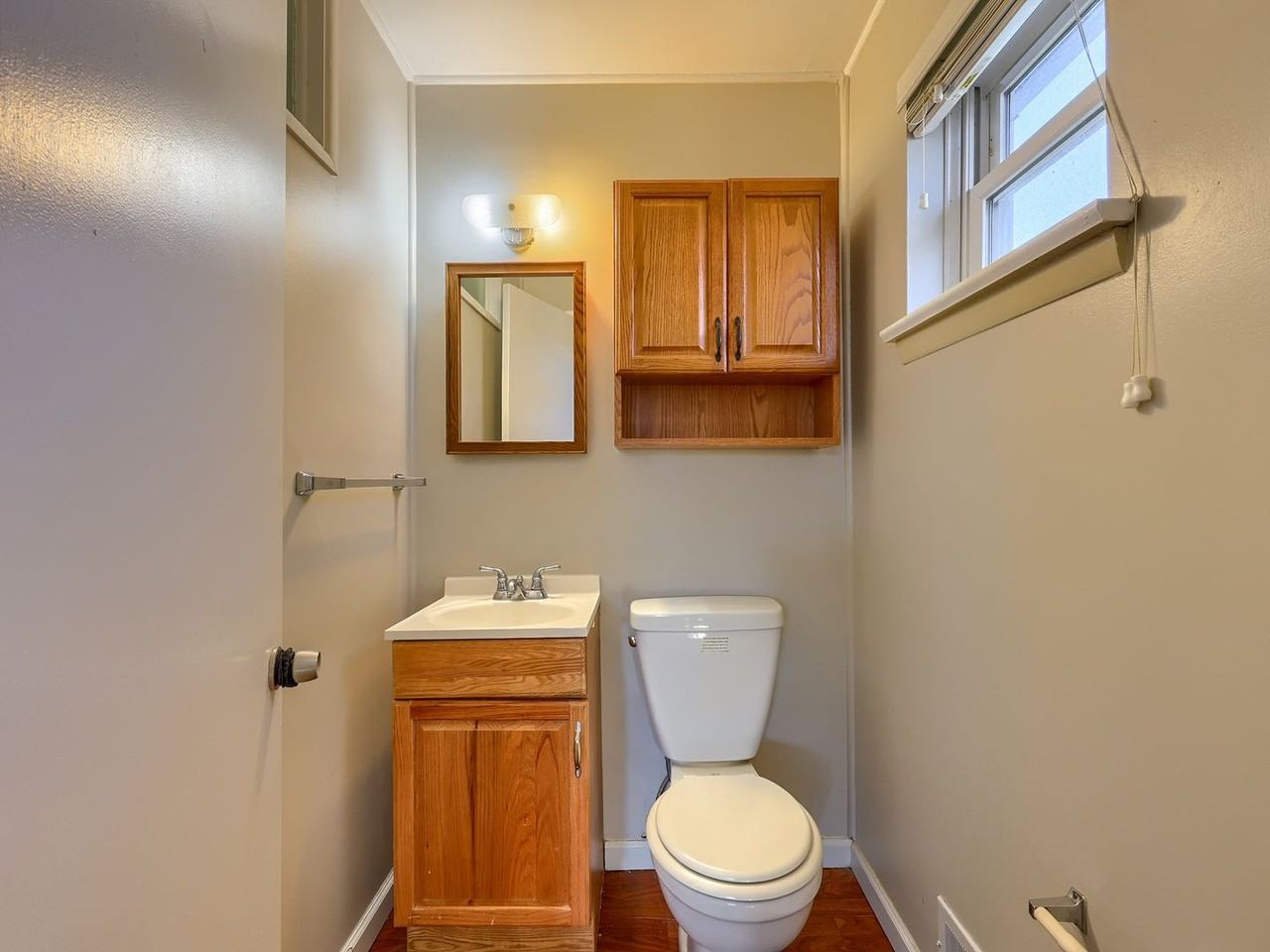 20 Bellmore Rd - Photo 7 of 23