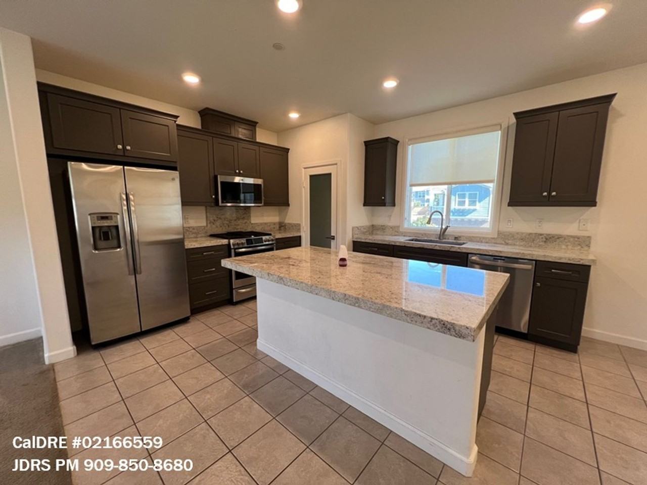 4313 Canyon Coral Ln - Photo 5 of 21