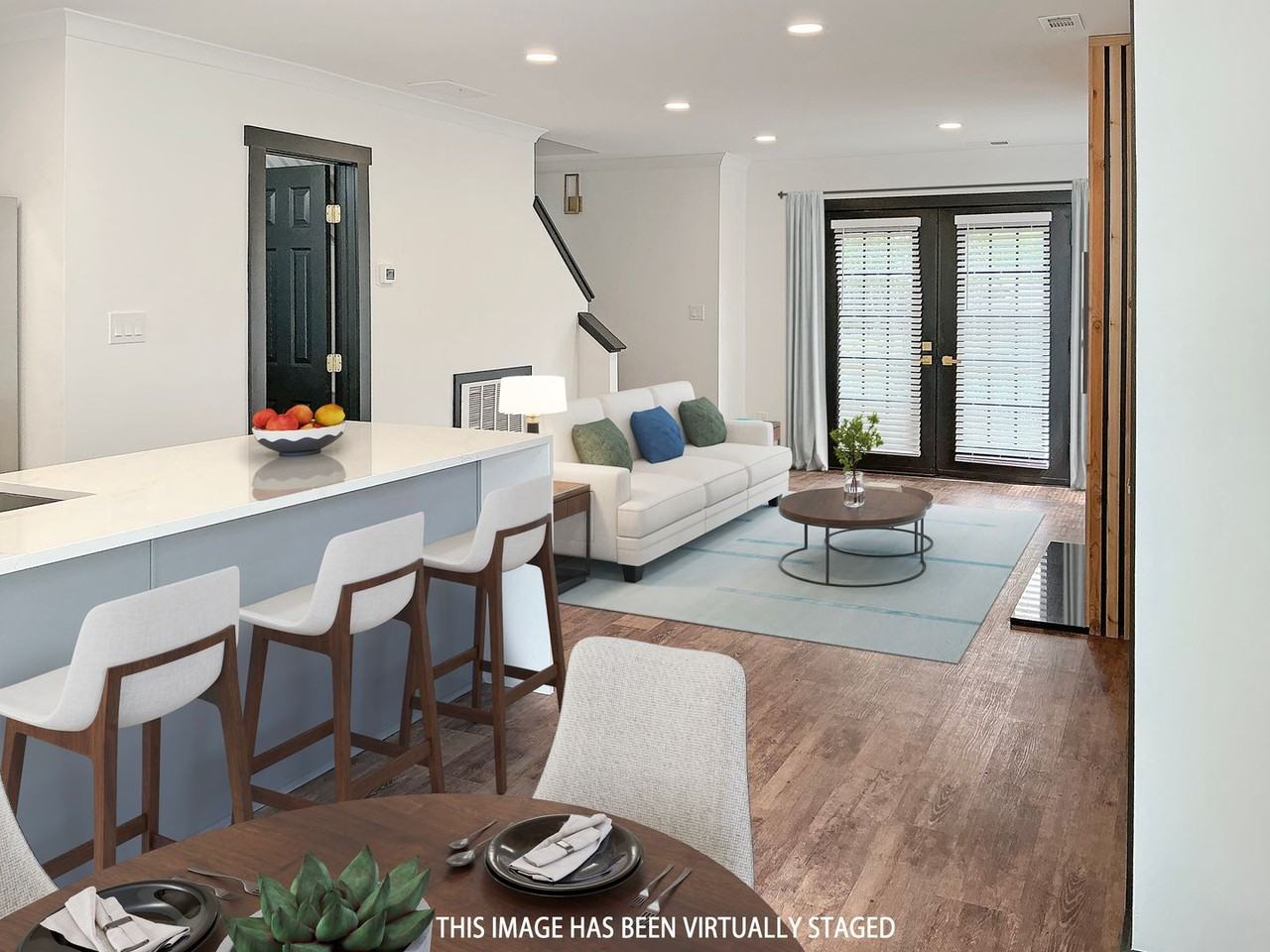 3150 Driftwood Dr Apt B - Photo 3 of 13