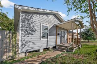 8211 Parnell St - Photo 1 of 1