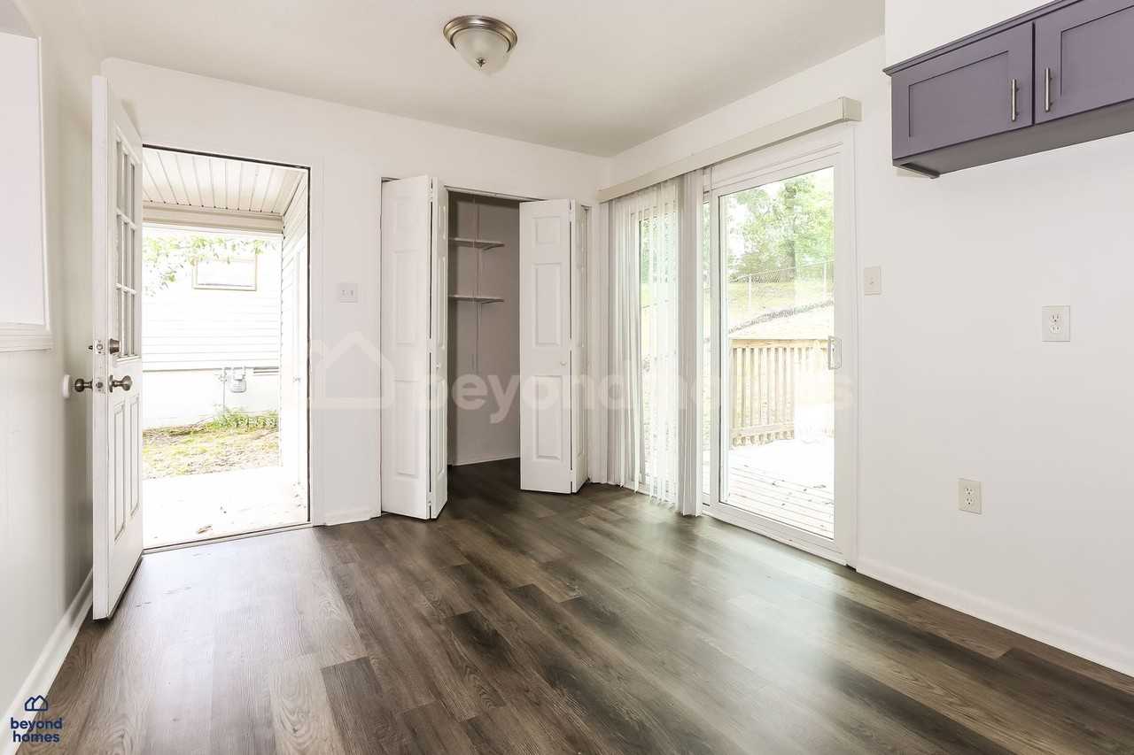 5708 Wisteria Ct - Photo 4 of 19