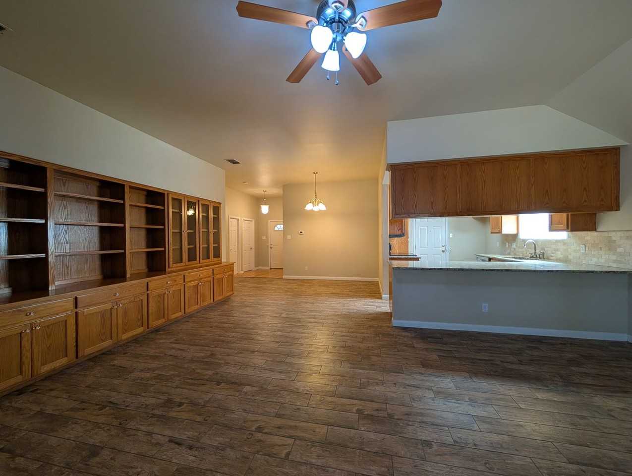 1662 Lantana Circle - Photo 3 of 37