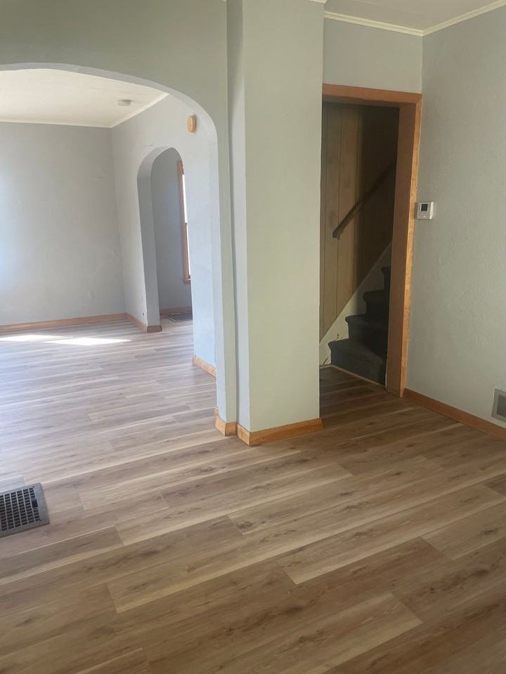 310 Conger St - Photo 3 of 7