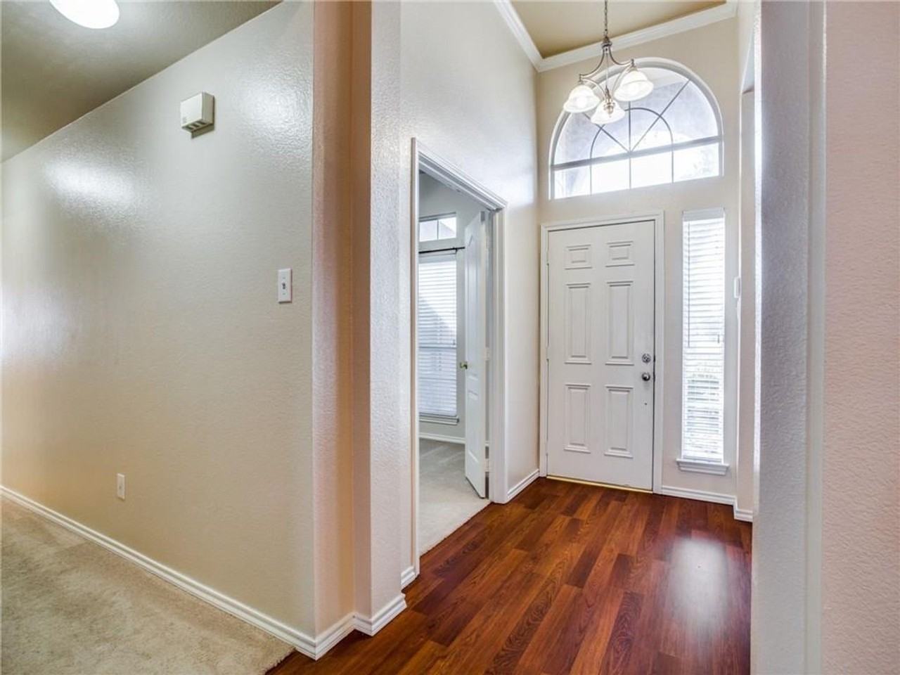 5313 Hibbs Dr - Photo 3 of 18