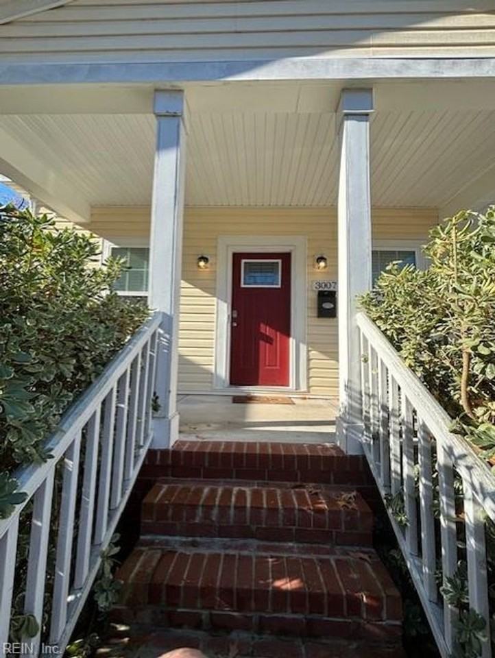 3007 Montana Ave - Photo 2 of 14