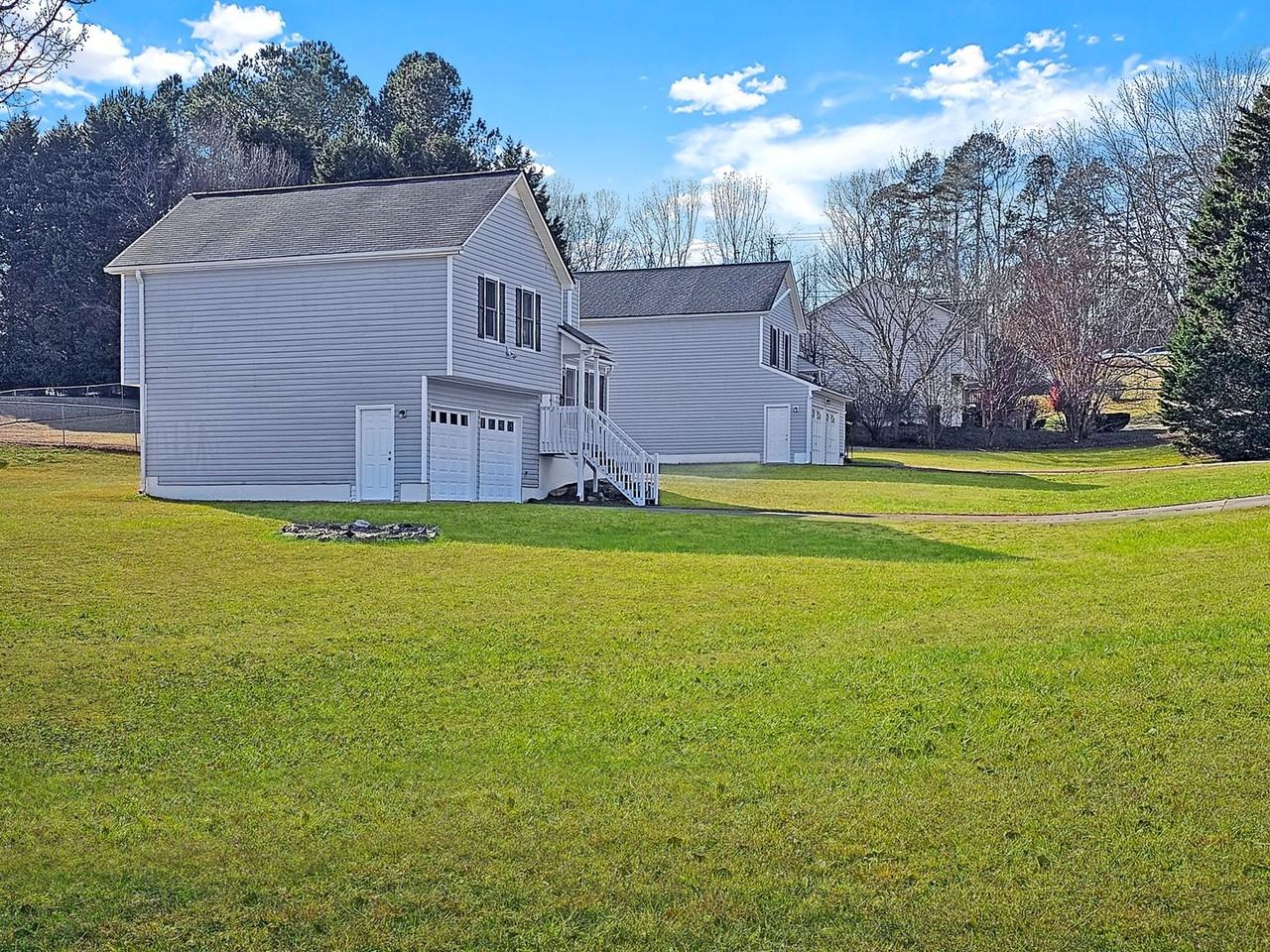 100 Ginnity Dr - Photo 5 of 44