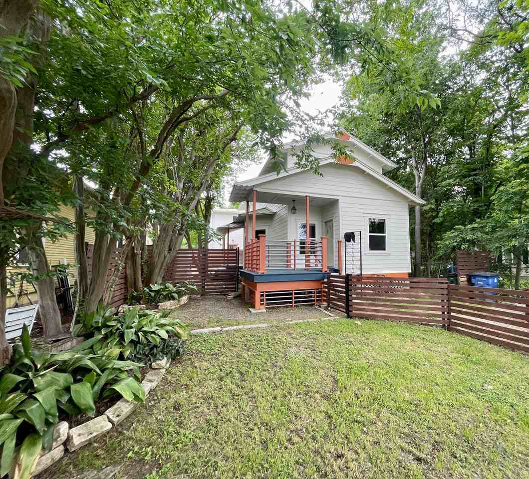 4718 Depew Ave - Photo 7 of 48