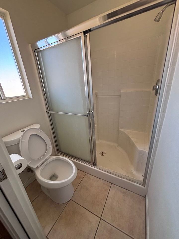 8638 Dumosa Ave #8638D - Photo 6 of 11