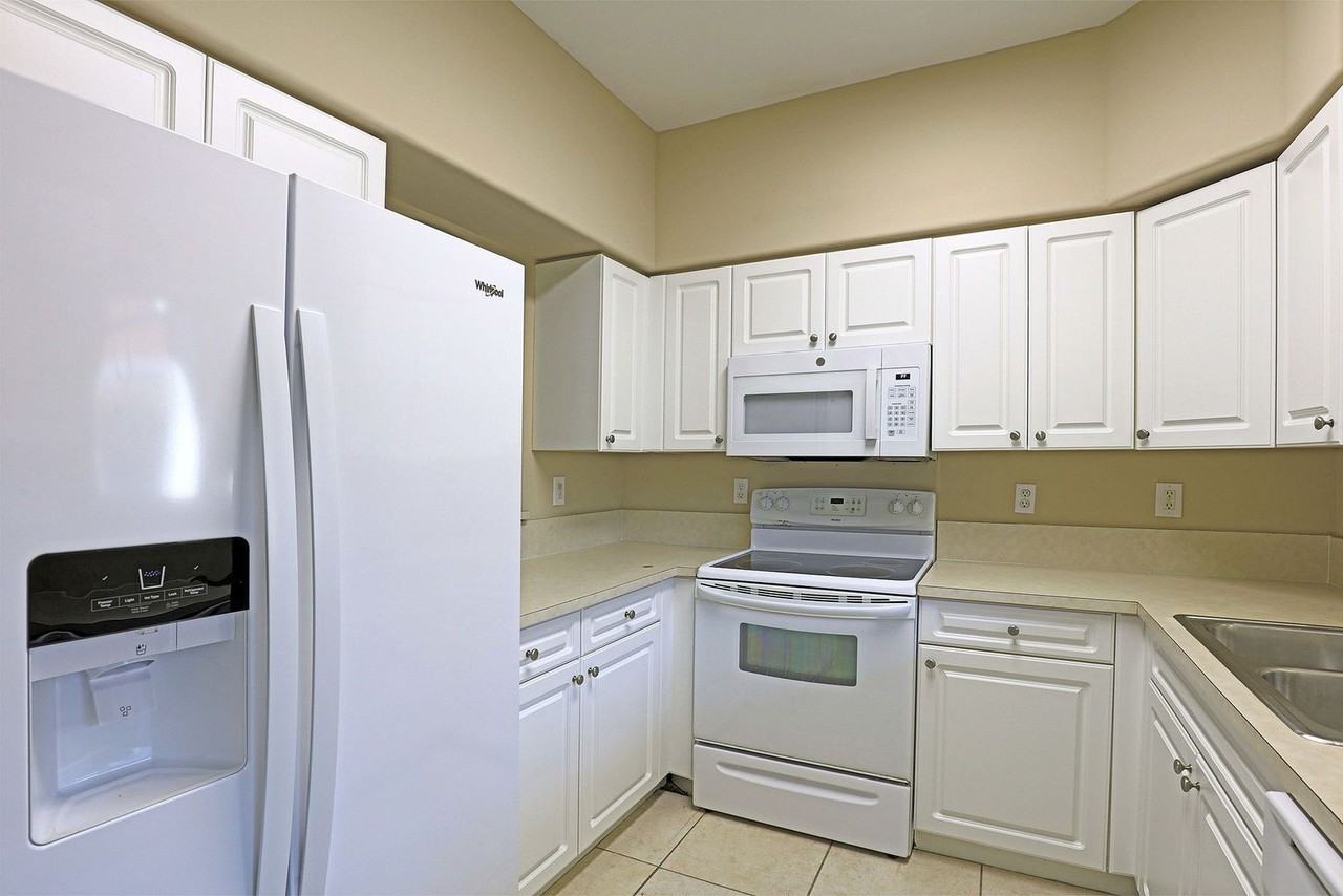 4160 Castilla Cir ##202 - Photo 2 of 18