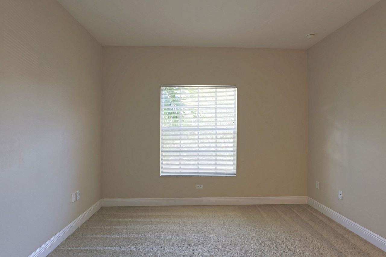 4160 Castilla Cir ##202 - Photo 6 of 18