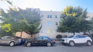 featured image of 454 34th St