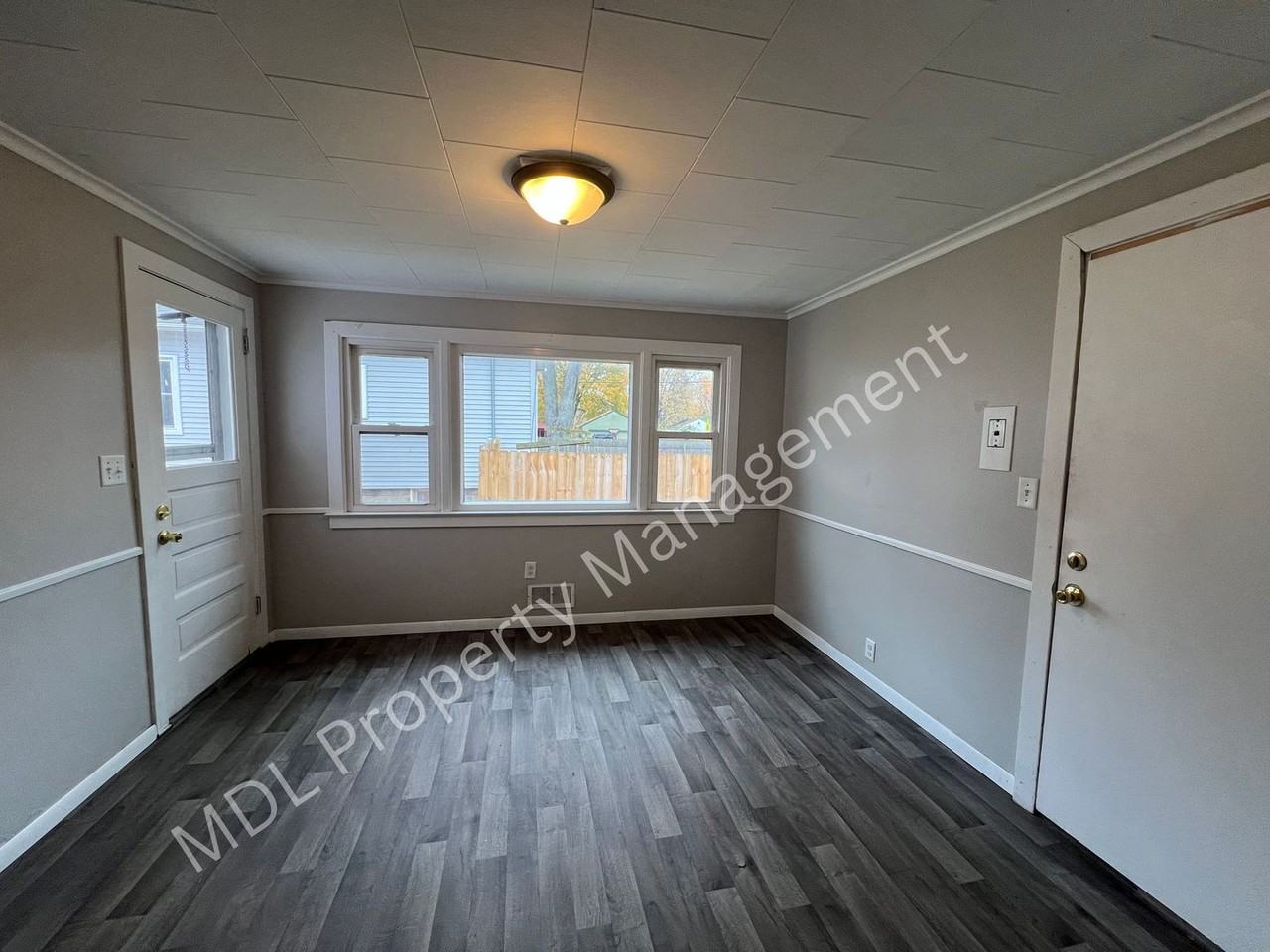 907 North Mason Street - Photo 5 of 18